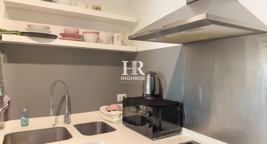 For rent 2 bedrooms condo in Bang Lamung, Chonburi