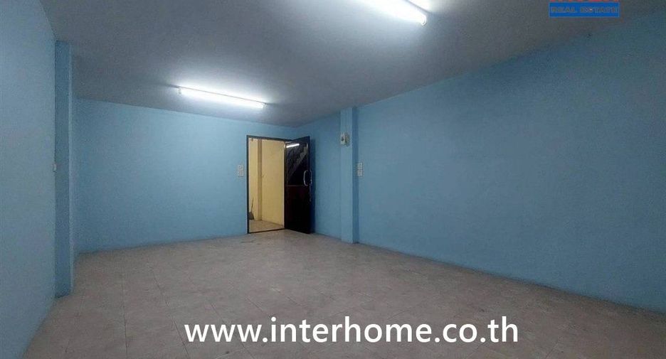Local comercial en venta de 3 habitaciones en Bang Phli, Samut Prakan