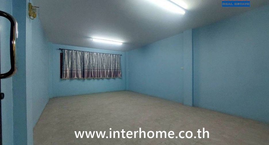 Local comercial en venta de 3 habitaciones en Bang Phli, Samut Prakan