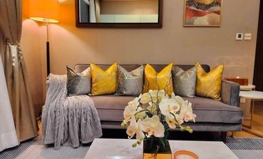 For rent 2 bedrooms condo 