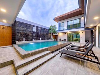 Villa en venta de estudio en Bang Lamung, Chonburi