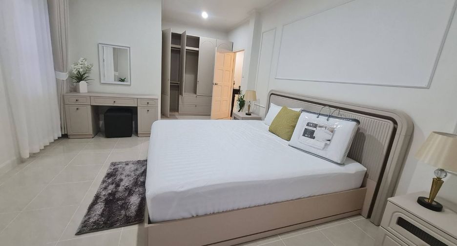 For rent 3 bedrooms house in Mueang Phuket, Phuket