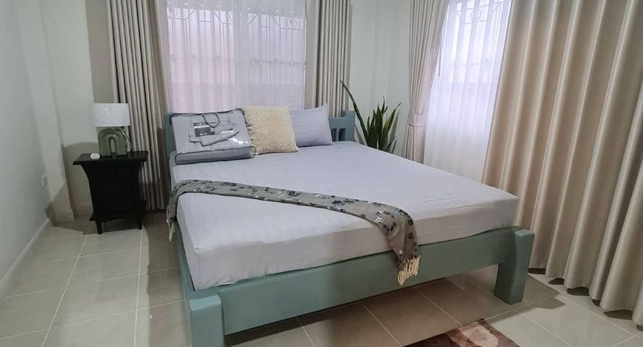 For rent 3 bedrooms house in Mueang Phuket, Phuket