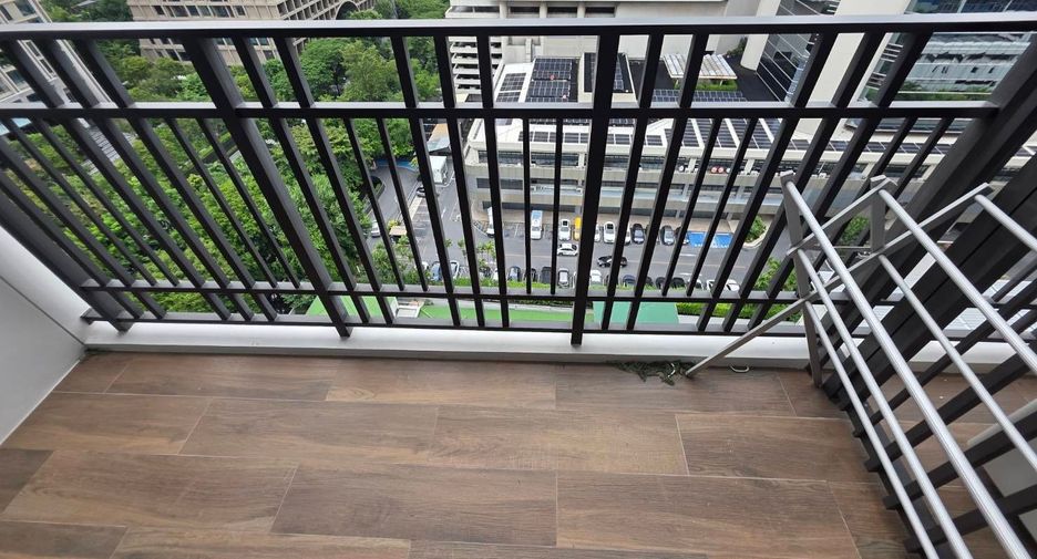 Wohnung zur Miete mit 2 Zimmer in Pathum Wan, Bangkok
