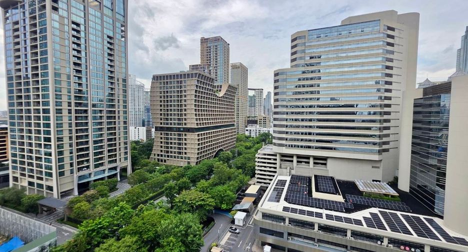 Wohnung zur Miete mit 2 Zimmer in Pathum Wan, Bangkok
