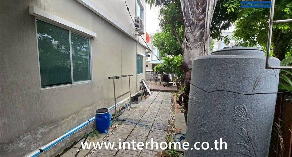 出售 3 卧室 联排别墅 在 Bang Phli, Samut Prakan