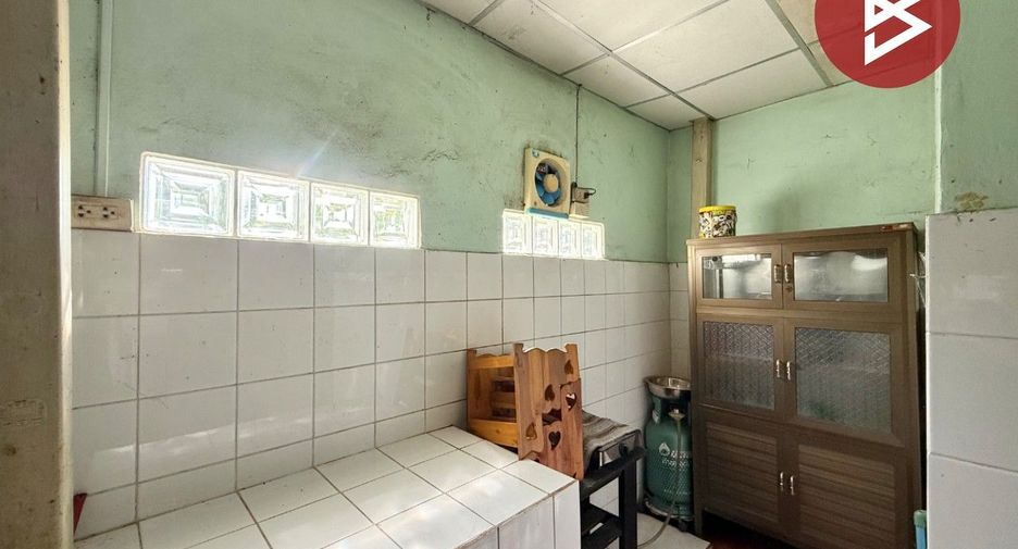 Casa adosada en venta de 2 habitaciones en Pak Kret, Nonthaburi