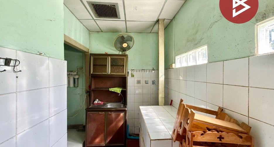 Casa adosada en venta de 2 habitaciones en Pak Kret, Nonthaburi