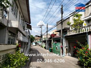 Casa adosada en venta de 5 habitaciones en Mueang Nonthaburi, Nonthaburi