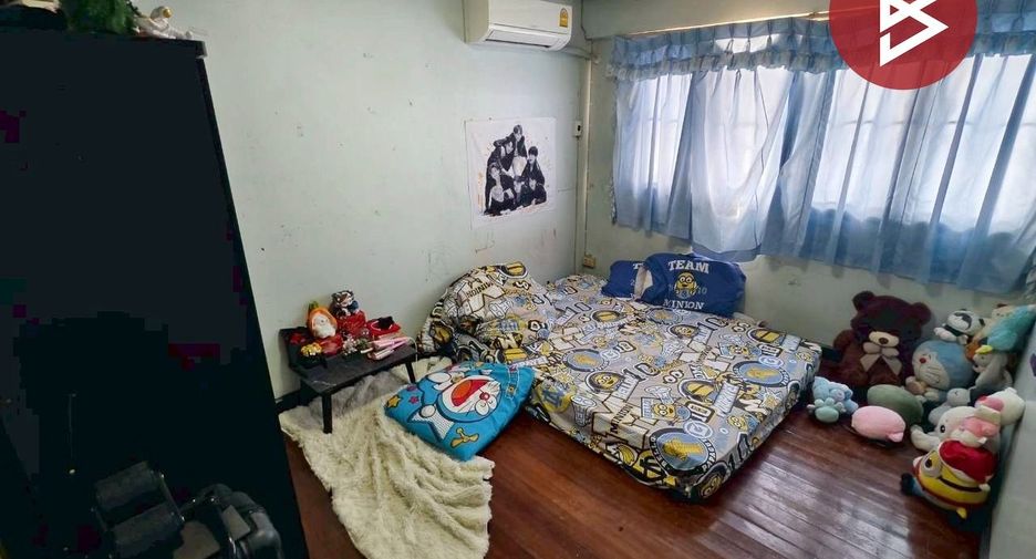 For sale 2 bedrooms townhouse in Mueang Samut Prakan, Samut Prakan