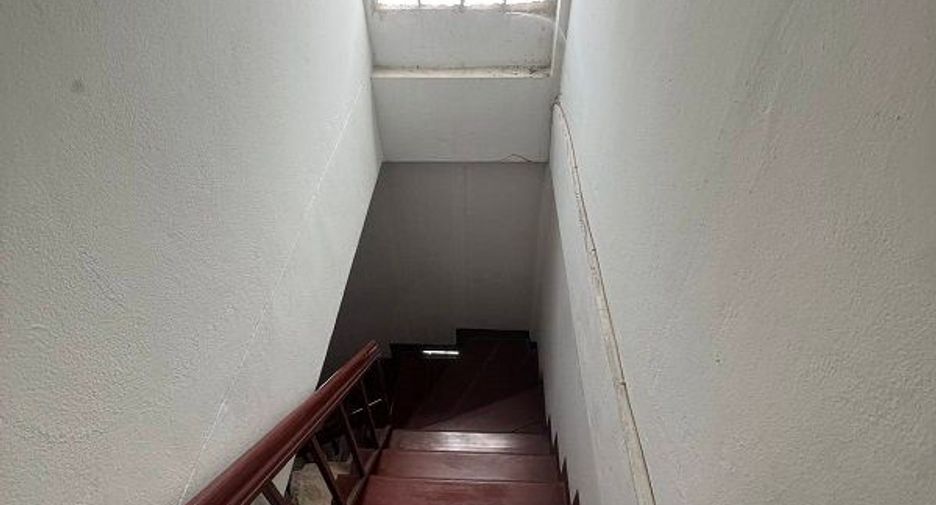 À vendre 3 chambres maison de ville à Bang Bua Thong, Nonthaburi