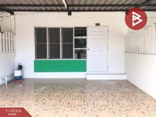 For sale 3 bedrooms townhouse in Si Racha, Chonburi