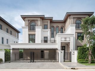 Casa en venta de 5 habitaciones en Saphan Sung, Bangkok