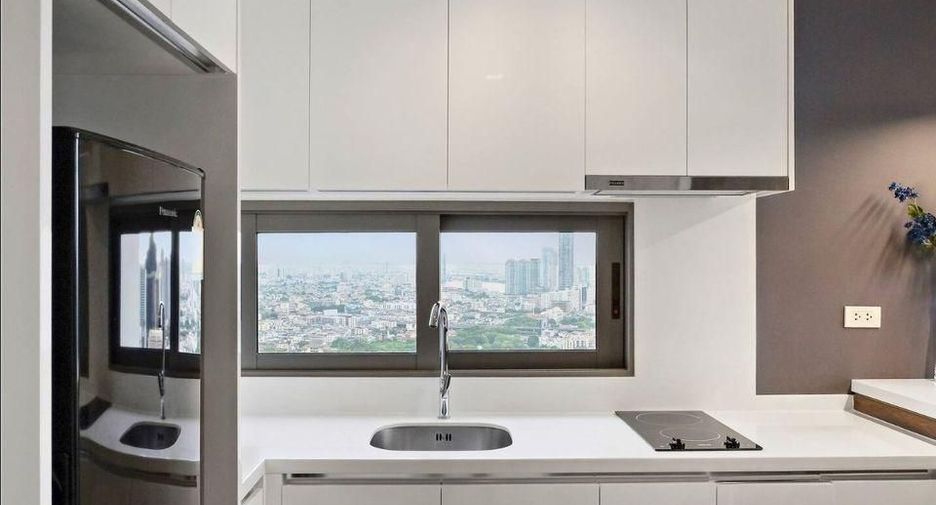 À louer 1 chambre condo à Sathon, Bangkok