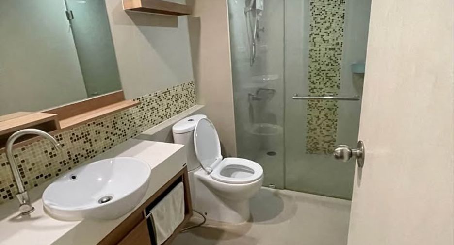 For rent 1 bed condo in Bang Na, Bangkok