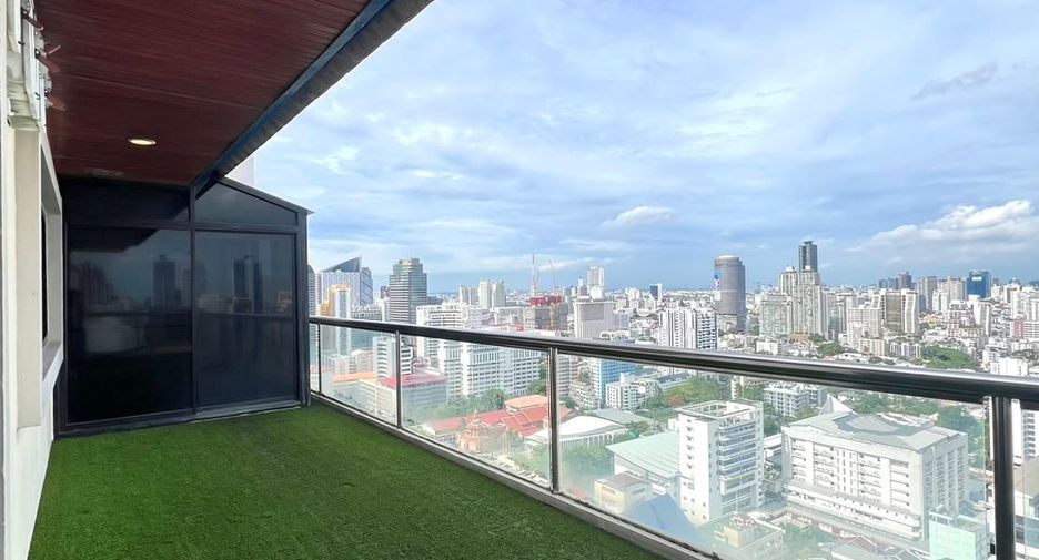 For rent 4 ベッドルーム condo in Watthana, Bangkok