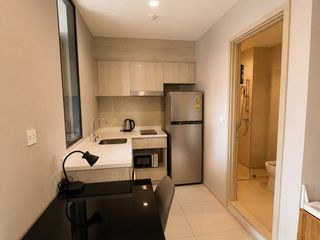 For rent 1 bed condo in Pathum Wan, Bangkok