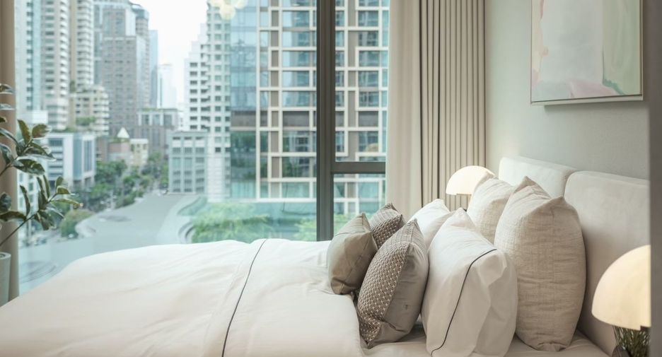 For rent 2 bedrooms condo in Pathum Wan, Bangkok