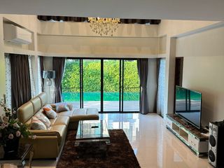 For rent 6 bedrooms house in Lat Krabang, Bangkok