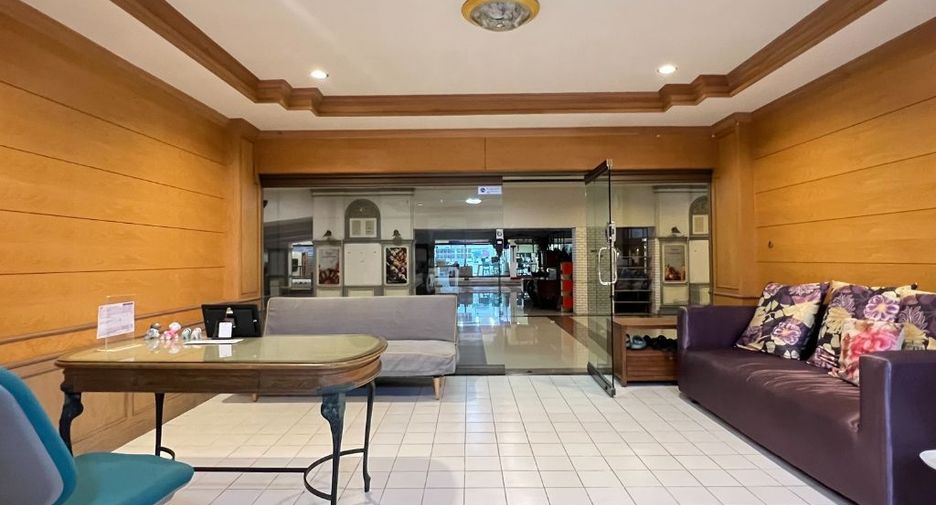 For rent 3 bedrooms townhouse in Mueang Chiang Mai, Chiang Mai