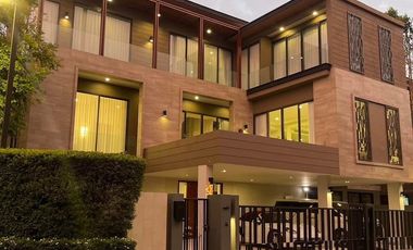 Casa en alquiler de 4 habitaciones en Saphan Sung, Bangkok