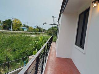Casa adosada en venta de 3 habitaciones en Wang Noi, Phra Nakhon Si Ayutthaya