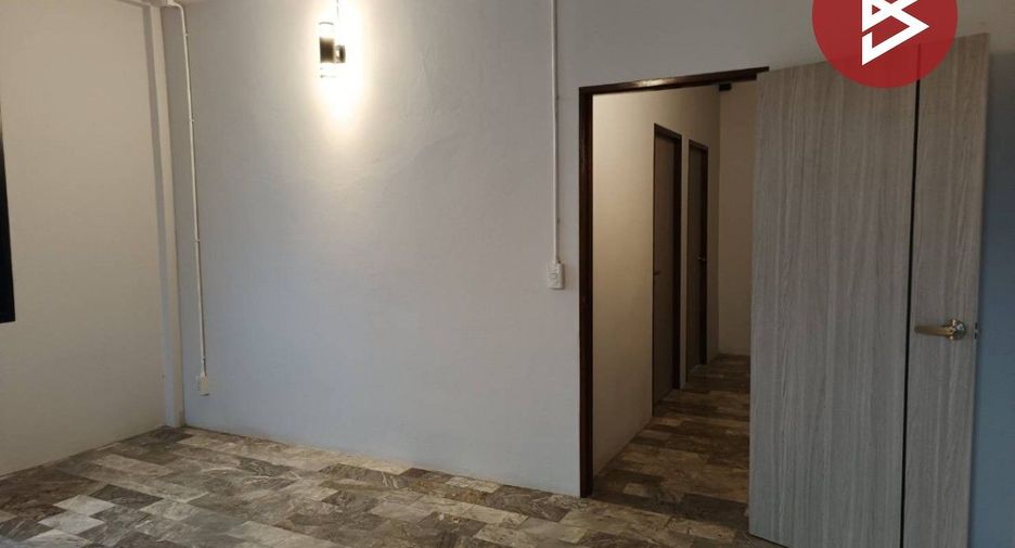 Casa adosada en venta de 3 habitaciones en Wang Noi, Phra Nakhon Si Ayutthaya