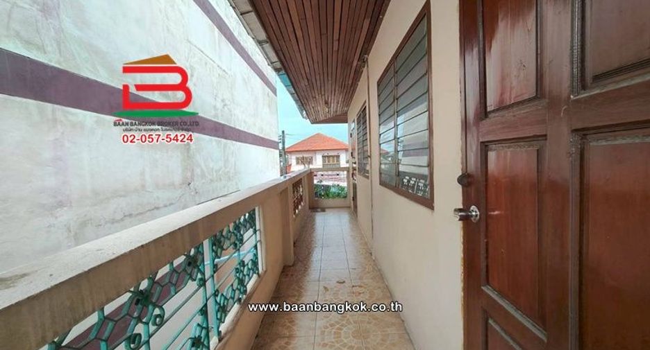 For rent and for sale 4 bedrooms house in Lam Luk Ka, Pathum Thani