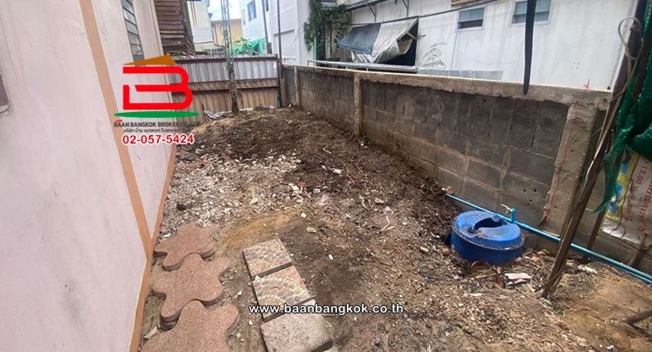 For rent and for sale 4 bedrooms house in Lam Luk Ka, Pathum Thani