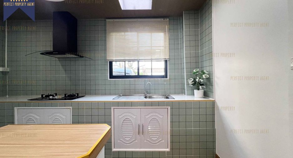 For sale 2 bedrooms townhouse in Min Buri, Bangkok