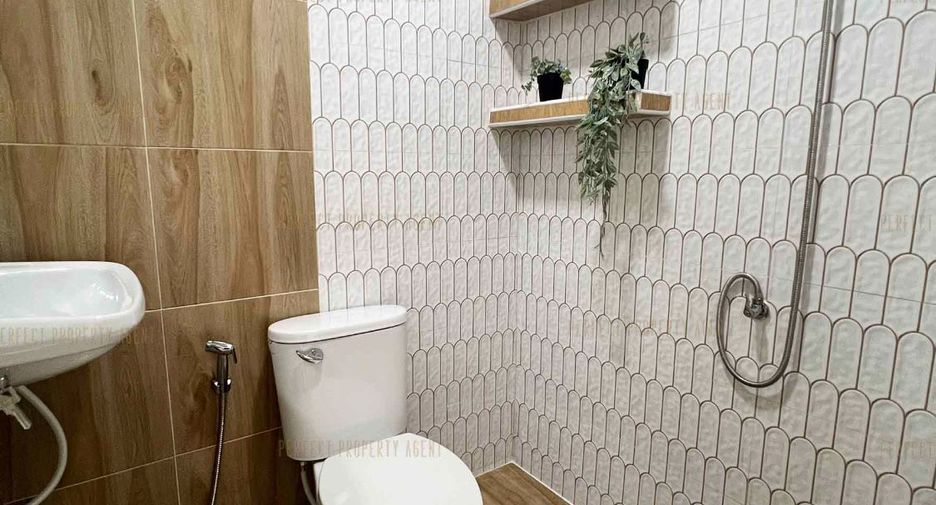 For sale 2 bedrooms townhouse in Min Buri, Bangkok