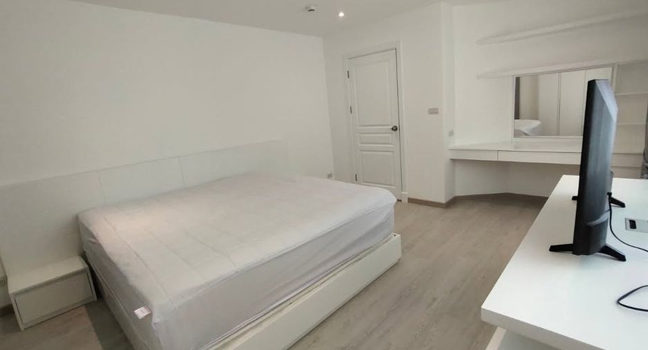 Condo en alquiler de 2 habitaciones en Bang Rak, Bangkok