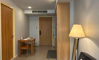 For rent and for sale 1 bed condo in Watthana, Bangkok