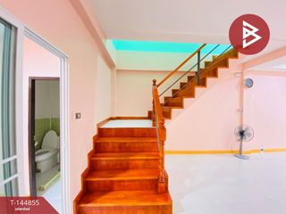 Casa adosada en venta de 2 habitaciones en Khlong Sam Wa, Bangkok