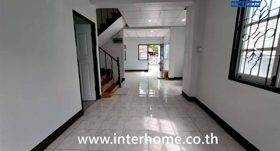 Haus zum Kauf mit 3 Zimmer in Lam Luk Ka, Pathum Thani