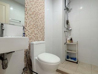For sale 1 bed condo in Mueang Samut Prakan, Samut Prakan
