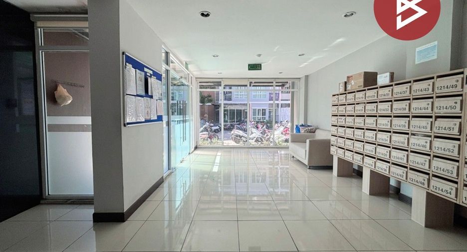 For sale 1 bed condo in Mueang Samut Prakan, Samut Prakan