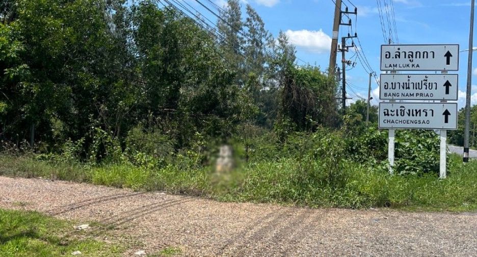 For sale 3 bedrooms house in Ongkharak, Nakhon Nayok