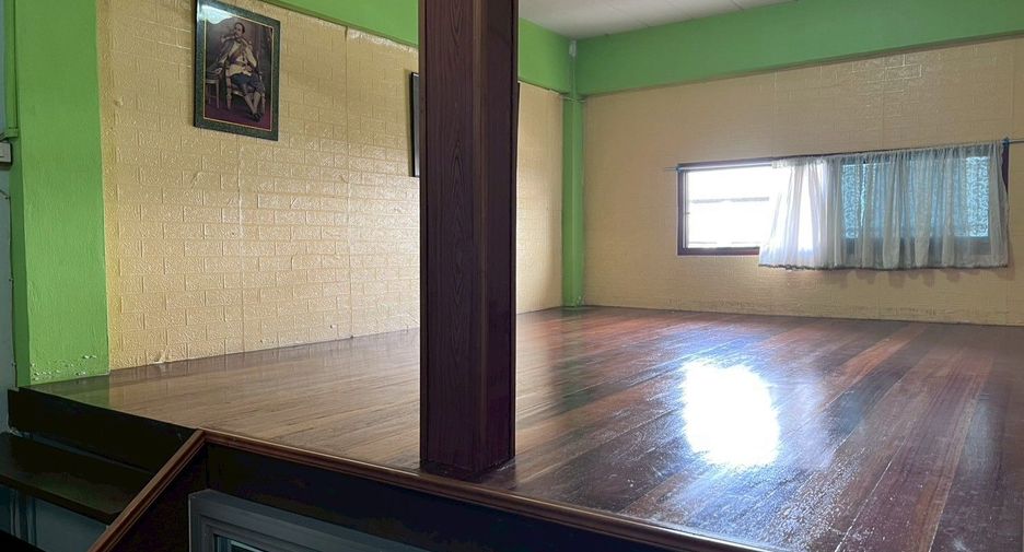 For sale 2 bedrooms retail Space in Don Tum, Nakhon Pathom