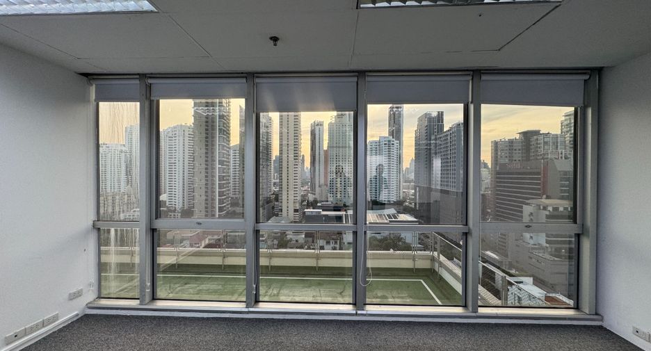 Büro zur Miete in Khlong Toei, Bangkok