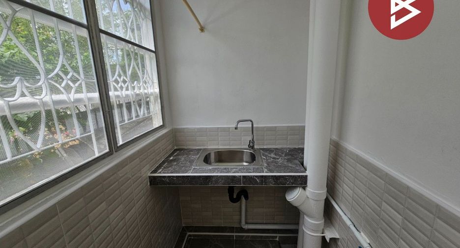 For sale 1 bed condo in Bang Phli, Samut Prakan