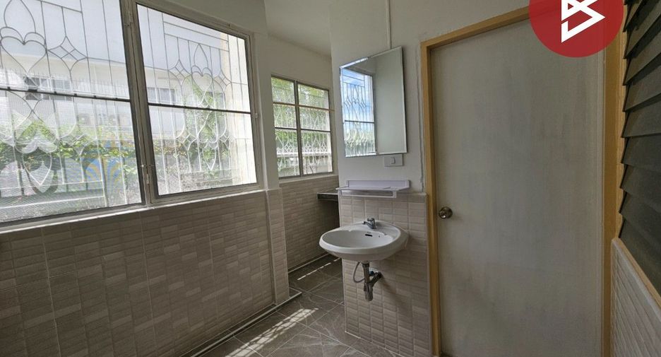 For sale 1 bed condo in Bang Phli, Samut Prakan