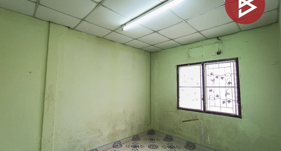 For sale 2 bedrooms townhouse in Thanyaburi, Pathum Thani