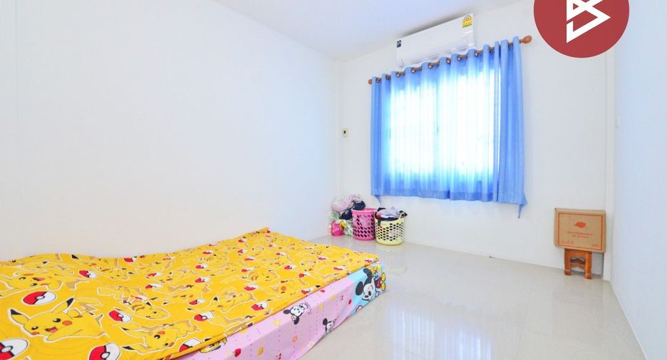 For sale 3 bedrooms townhouse in Mueang Samut Prakan, Samut Prakan