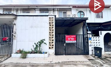 For sale 3 bedrooms townhouse in Mueang Pathum Thani, Pathum Thani