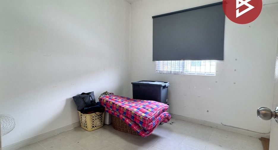 For sale 3 bedrooms townhouse in Mueang Pathum Thani, Pathum Thani