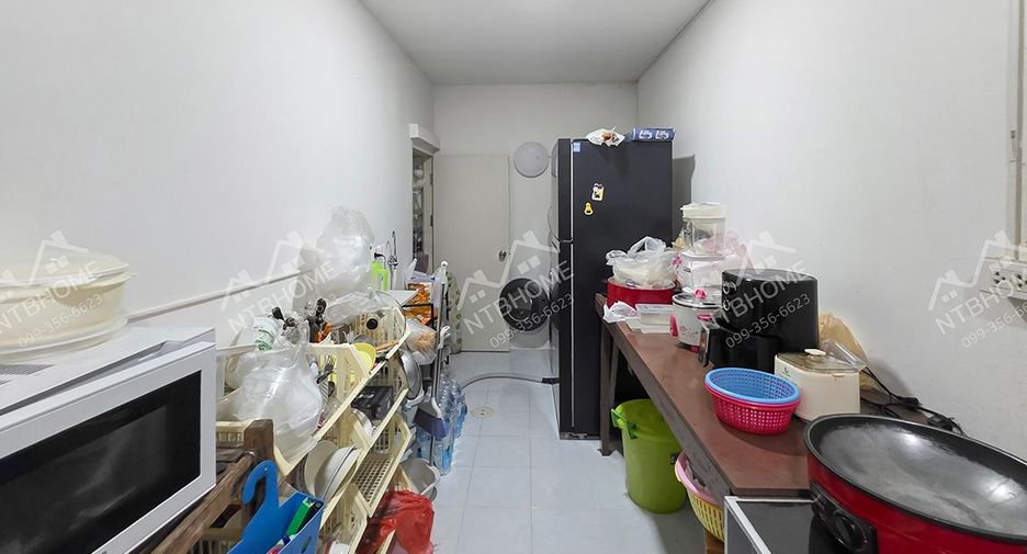 Casa adosada en venta de 3 habitaciones en Bang Bua Thong, Nonthaburi