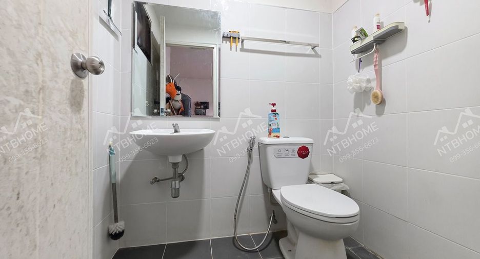 Casa adosada en venta de 3 habitaciones en Bang Bua Thong, Nonthaburi