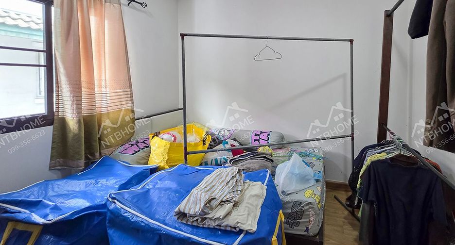 Casa adosada en venta de 3 habitaciones en Bang Bua Thong, Nonthaburi
