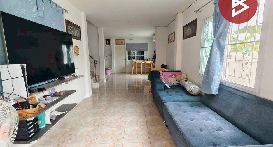 Casa adosada en venta de 3 habitaciones en Mueang Samut Prakan, Samut Prakan